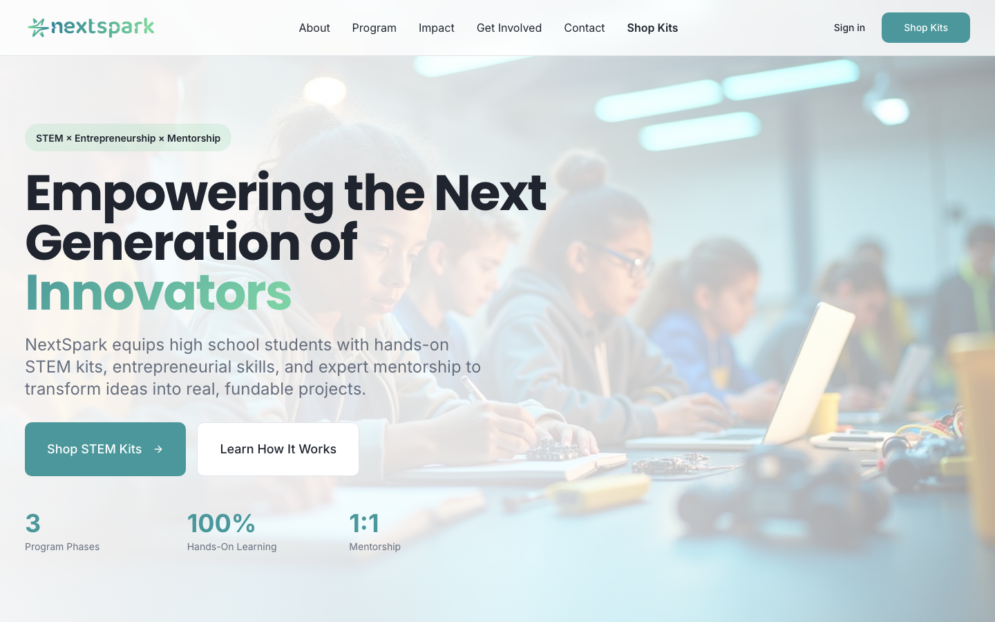 NextSpark: Landing page with the kit shop and sign-in